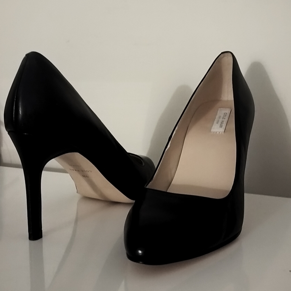 Cole Haan - Woman's Leather Black High Heel Pumps, Size 9. - Picture 3 of 6
